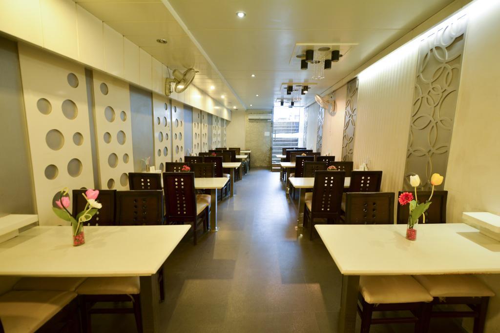 Hotel Central Residency Varanasi Luaran gambar