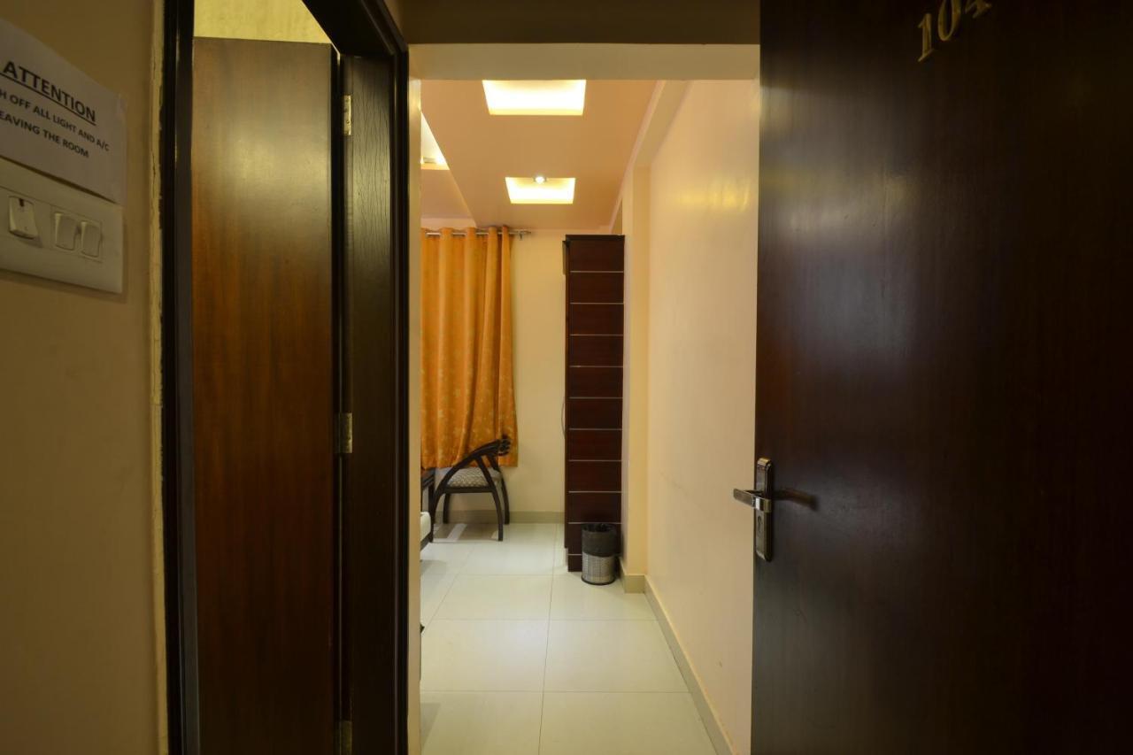 Hotel Central Residency Varanasi Luaran gambar